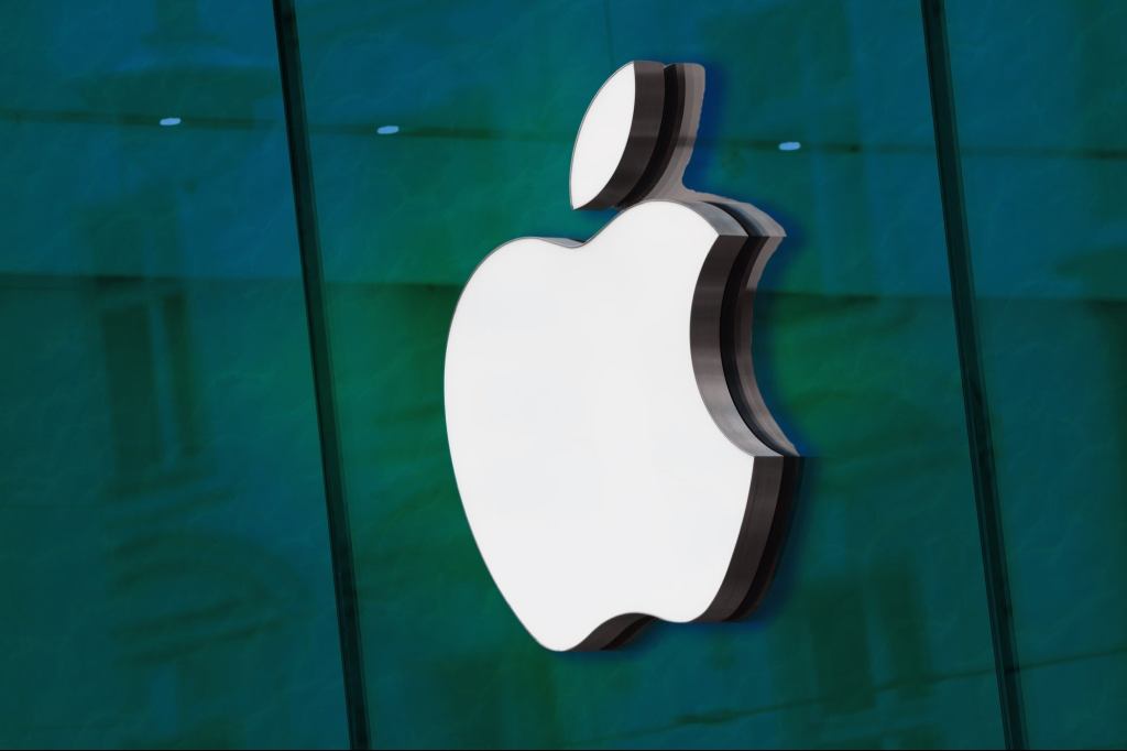 Apple Is Secretly Developing an AI Pin